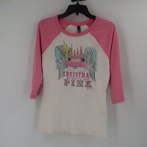 District Brand "May Your Christmas Be Merry and Pink" Baseball Shirt Size Medium
